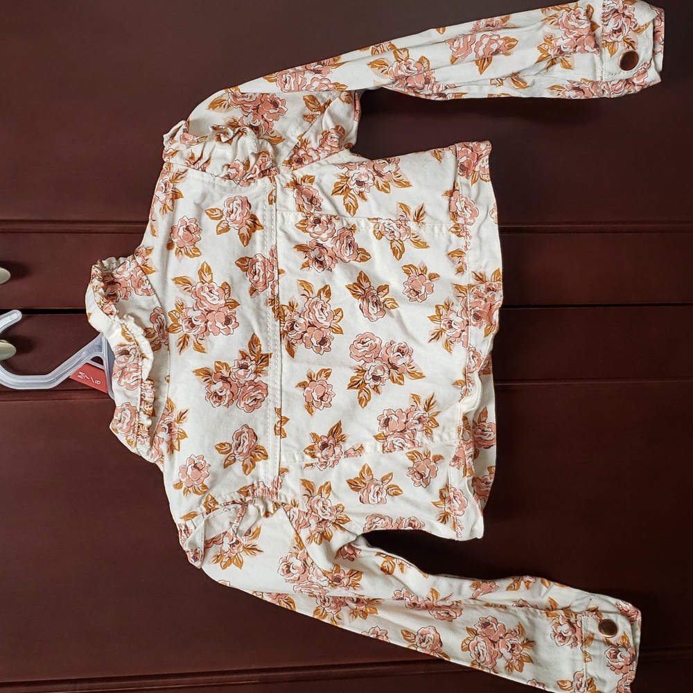 HOST PICK. Girl's Flower Print Denim Jacket Size 4T - Picture 2 of 4